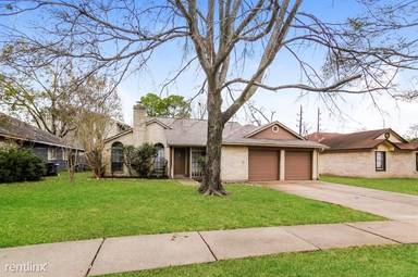 Main picture of 15410 Pebble Lake Dr