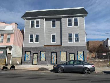 Main picture of 353 16th Ave