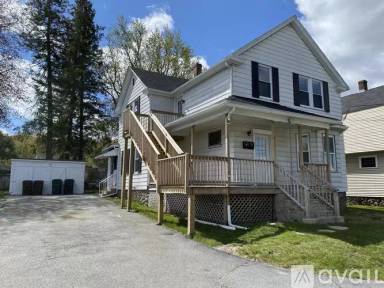 Main picture of 23 Southbridge St