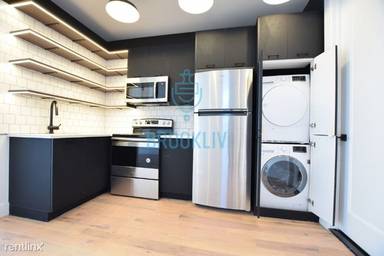 Main picture of 1560 New York Ave