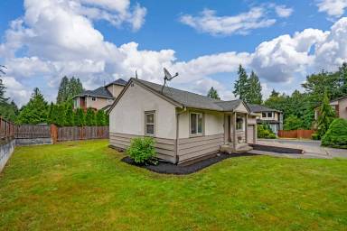 Main picture of 13804 Redmond Way