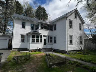 Main picture of 70 Conz St