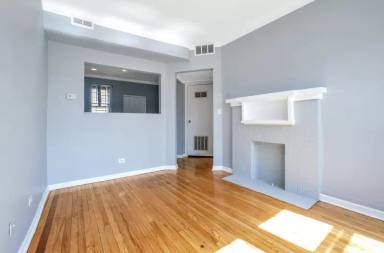 Main picture of 7255 S Calumet Ave