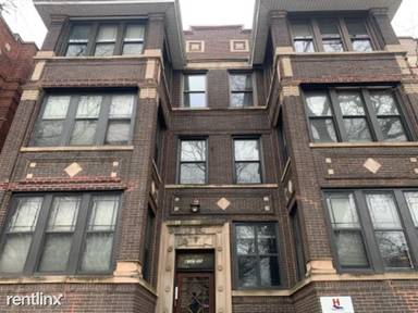 Main picture of 4139 S Michigan Ave