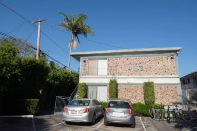 Main picture of 4112 Grand View Blvd