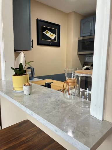 Main picture of 33-35 Russell Street & 70 Brown Avenue