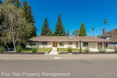 Main picture of 9609 La Posada Dr