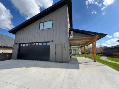 Main picture of 4559 Alexander St