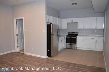 Main picture of 24 W Seymour St