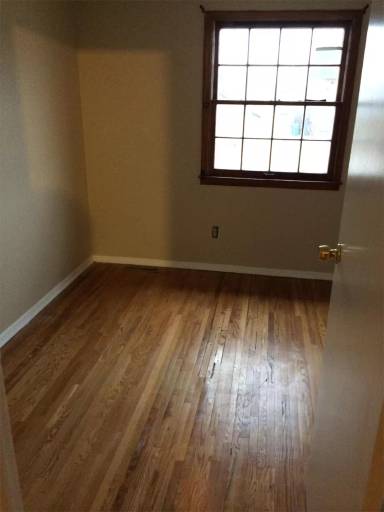 Main picture of 10 West 3rd Street - 4