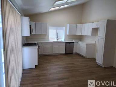 Main picture of 43852 Glenraven Rd