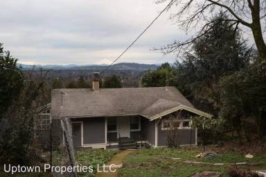 Main picture of 7200 SW Brier Pl