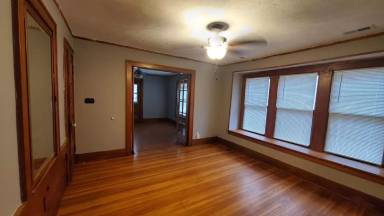 Main picture of 1223 S 14th St