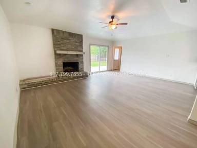 Main picture of 203 Shady Oaks Cir