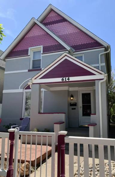 Main picture of 614 W 1st Ave