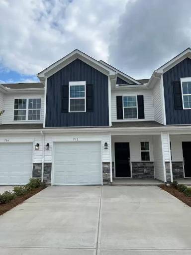 Main picture of 712 Peyden Ln