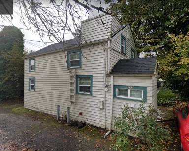 Main picture of 203 NW 21st St