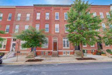 Main picture of 1628 N Calvert St