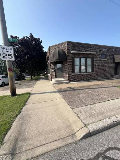 Main picture of 1502 Myrtle Ave