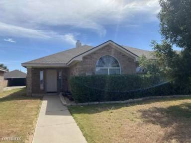 Main picture of 4801 Jarvis St