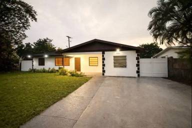 Main picture of 1408 SW 22nd Ave