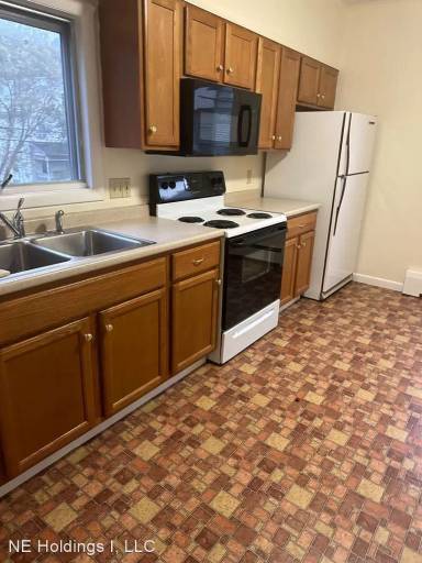 Main picture of 16 E Washington St