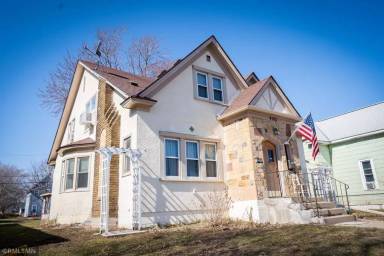 Main picture of 4165 Aldrich Ave N