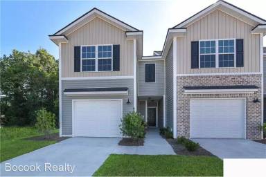 Main picture of 15 Walker Ct