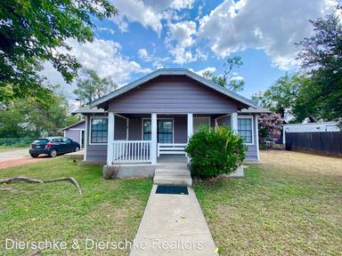 Main picture of 1819 W Avenue L