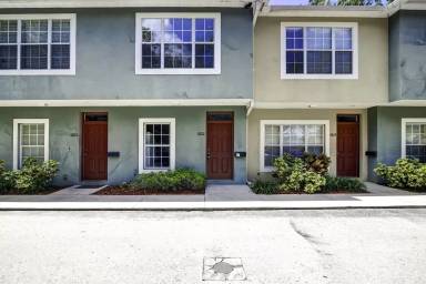 Main picture of 5822 Nature Terrace Cv