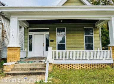 Main picture of 1124 S Bedford Ave