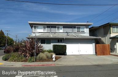 Main picture of 20240 Wisteria St