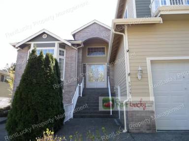 Main picture of 5039 S 178th St