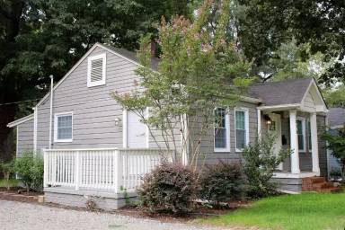 Main picture of 3816 The Plaza