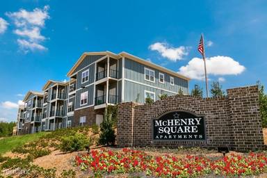 Main picture of McHenry Square