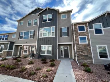 Main picture of 7862 Kirwin Hts