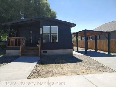 Main picture of 1420 NW Breann Loop