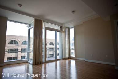 Main picture of 2403 Environ Way