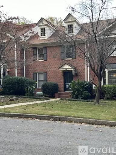 Main picture of 34 Huntington Place Dr