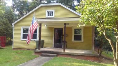 Main picture of 918 Carolina Ave