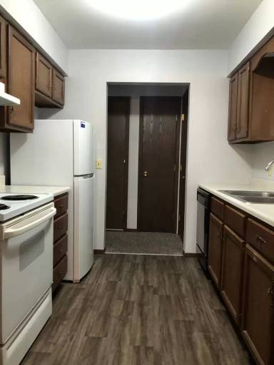 Main picture of 3355 W Laskey Rd