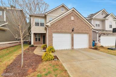 Main picture of 208 Daisy Cir