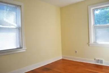 Main picture of 2925 Ruthland Rd