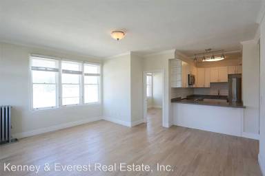 Main picture of 266 Lenox Ave