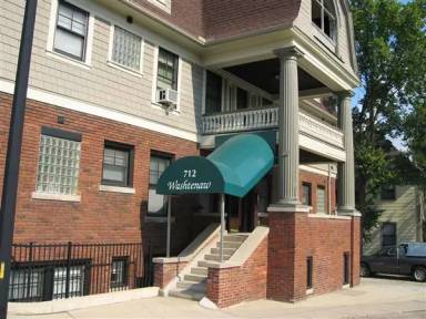 Main picture of 712 Washtenaw Rd