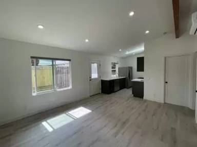 Main picture of 6438 Jackson Dr