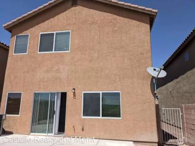 Main picture of 3825 Carisbrook Dr