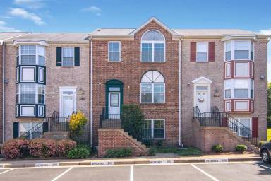 Main picture of 21154 Twinridge Sq