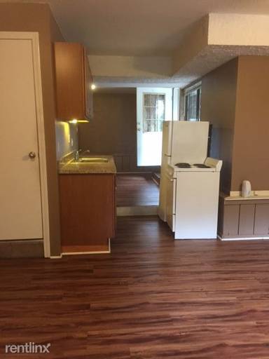 Main picture of 144 Nichols Dr