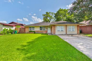 Main picture of 626 Sulphur St